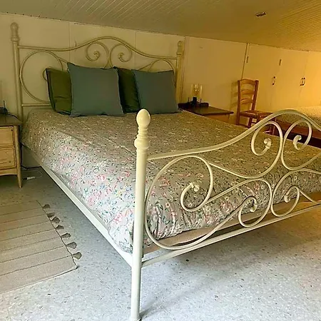 La Perle Des Montagnes - - D Bed & Breakfast 3*